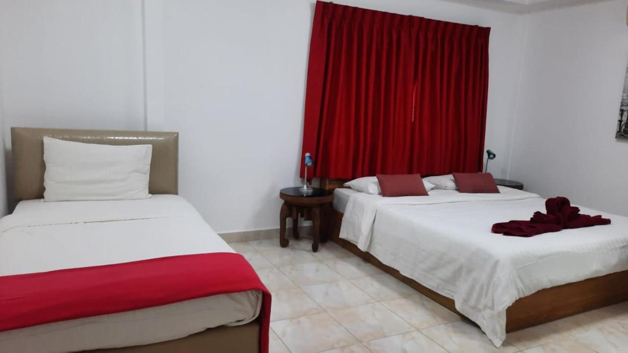 Happy Beach Jomtien Guesthouse المظهر الخارجي الصورة