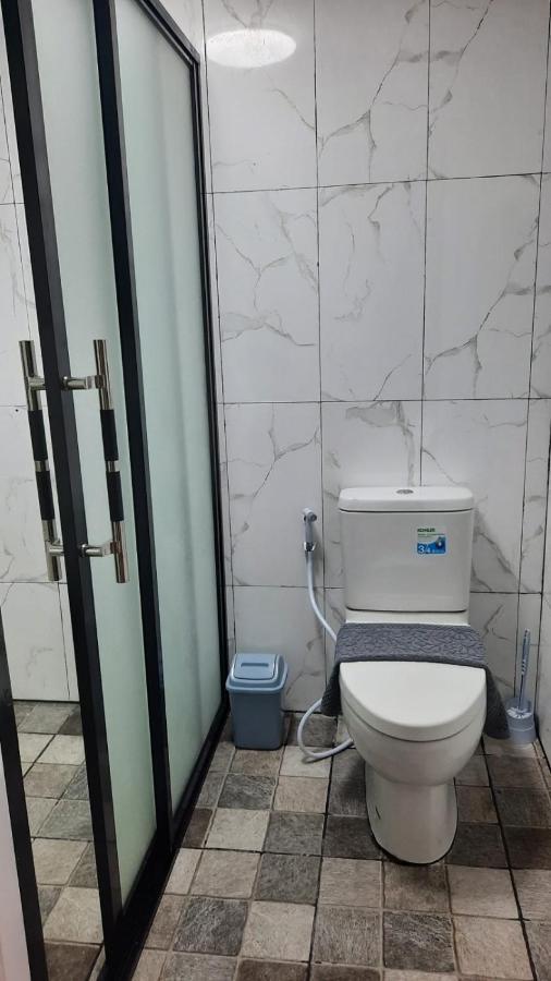 Happy Beach Jomtien Guesthouse المظهر الخارجي الصورة