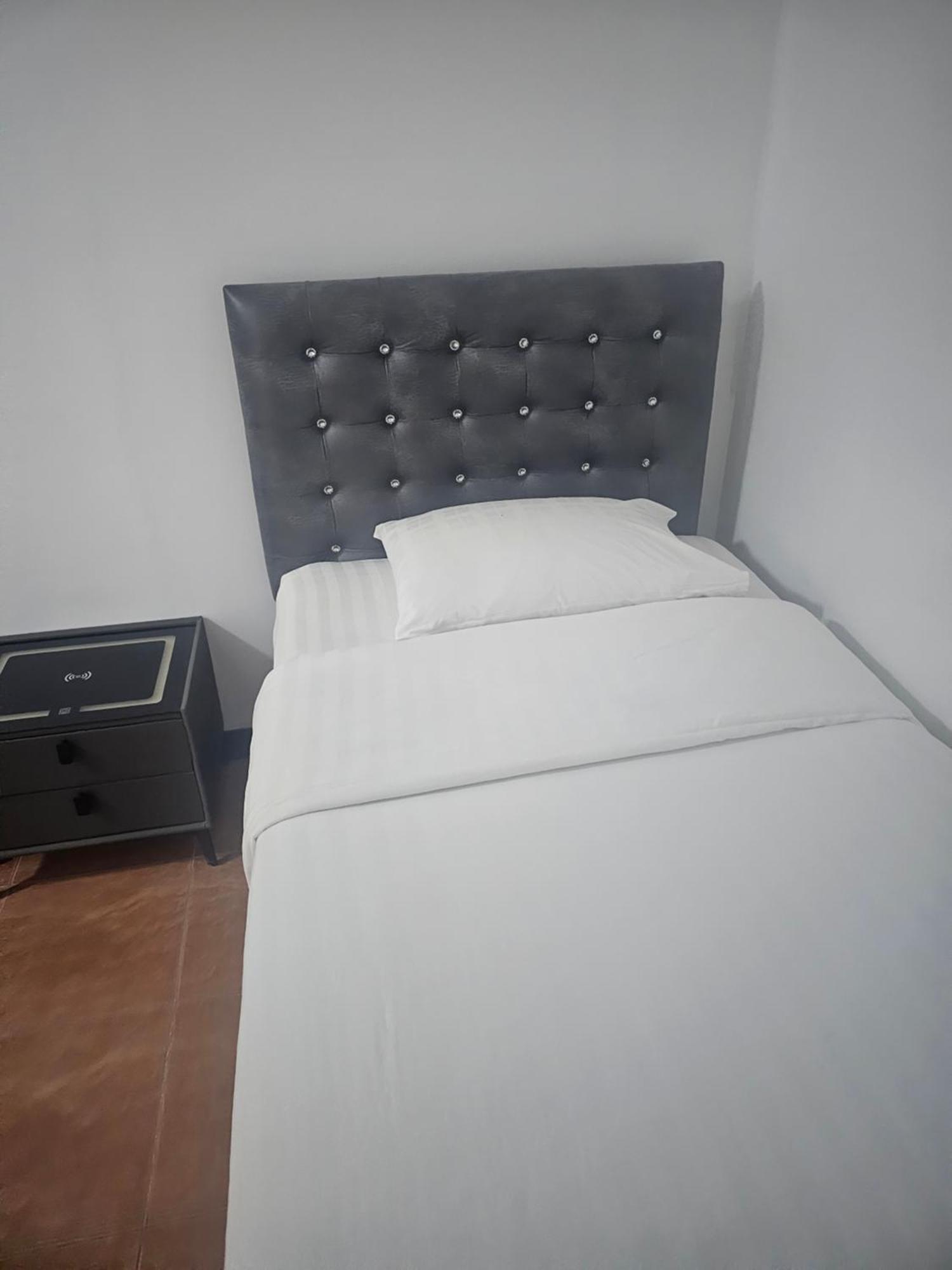 Happy Beach Jomtien Guesthouse المظهر الخارجي الصورة
