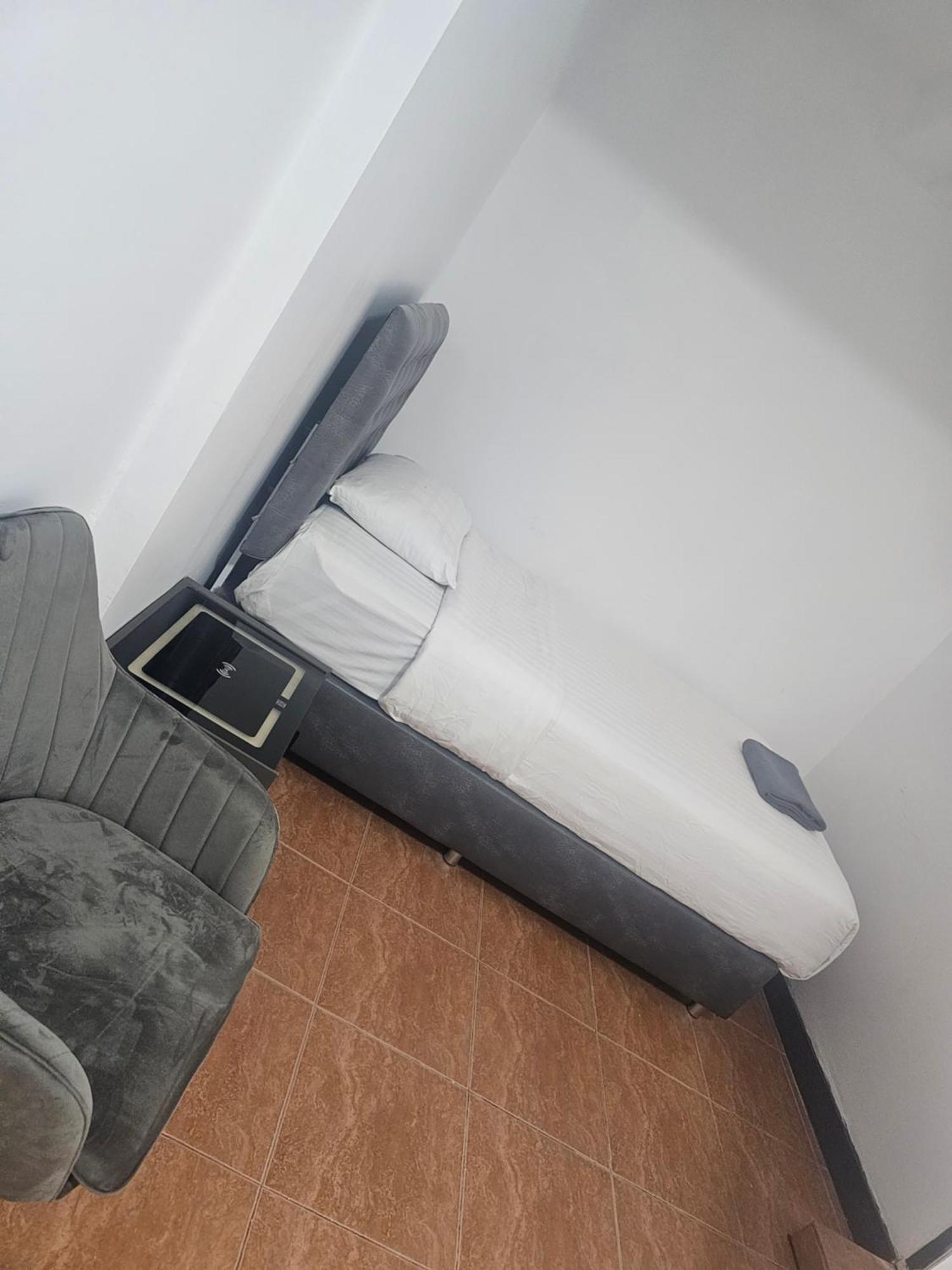 Happy Beach Jomtien Guesthouse المظهر الخارجي الصورة