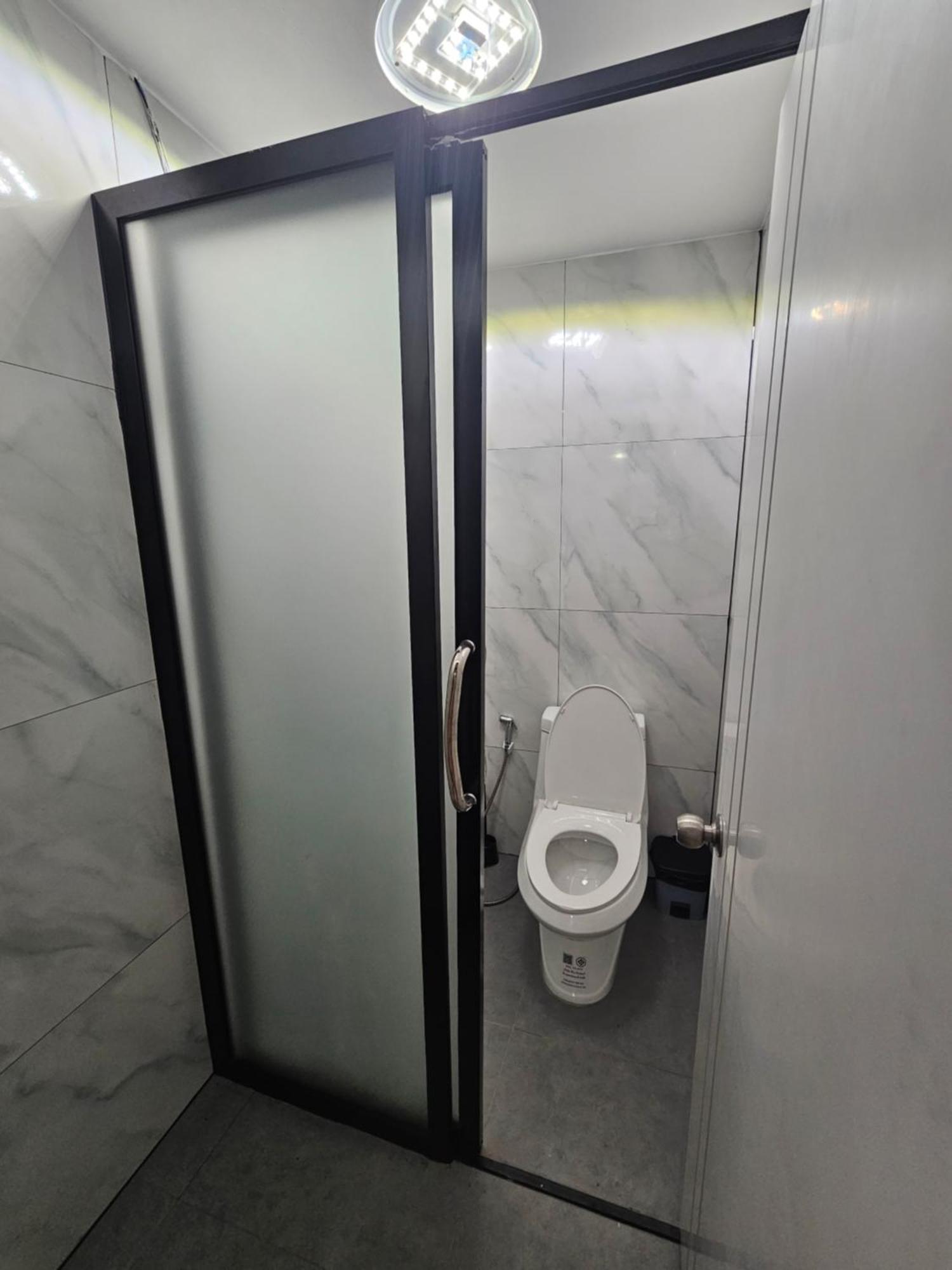 Happy Beach Jomtien Guesthouse المظهر الخارجي الصورة